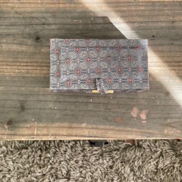 Vintage Chinese Shoushan Stone Figurine Statue in Tapestry Box #2 Pretty! - Picture 6 of 11